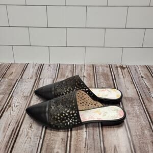 Johnston & Murphy Women's Black Leather Laser Cut Mule Flats Size 8